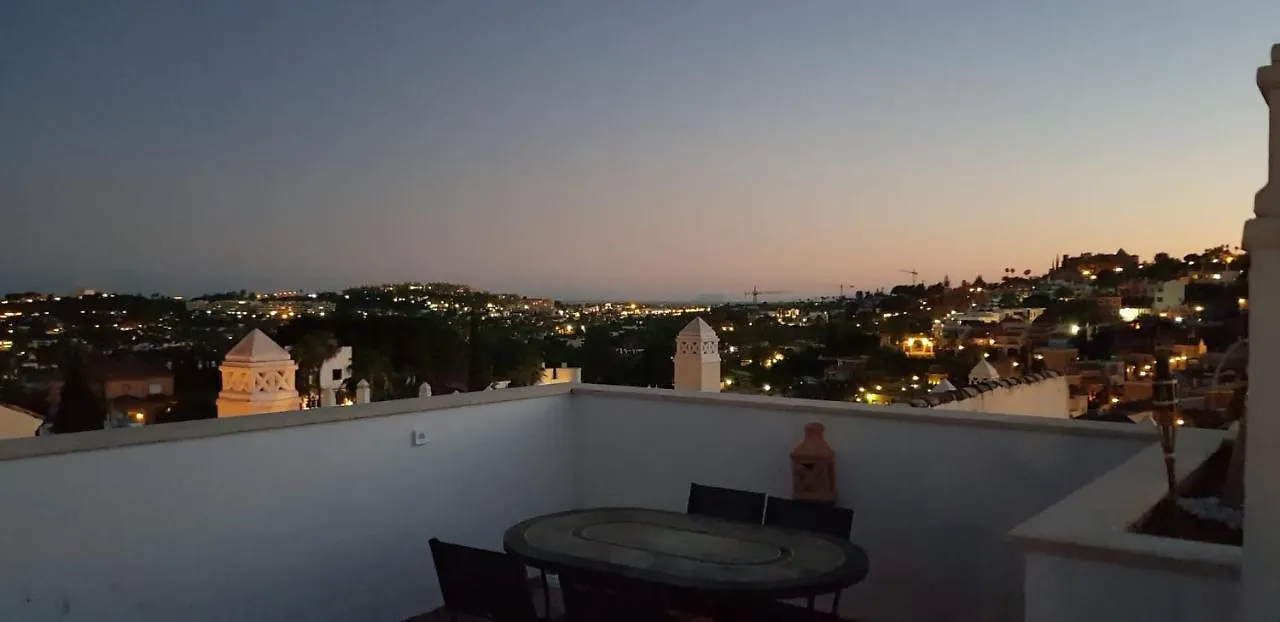 3 Bedroom Duplex Penthouse With Stunning Rooftop Solarium And See Views Marbella 0*,  Spagna
