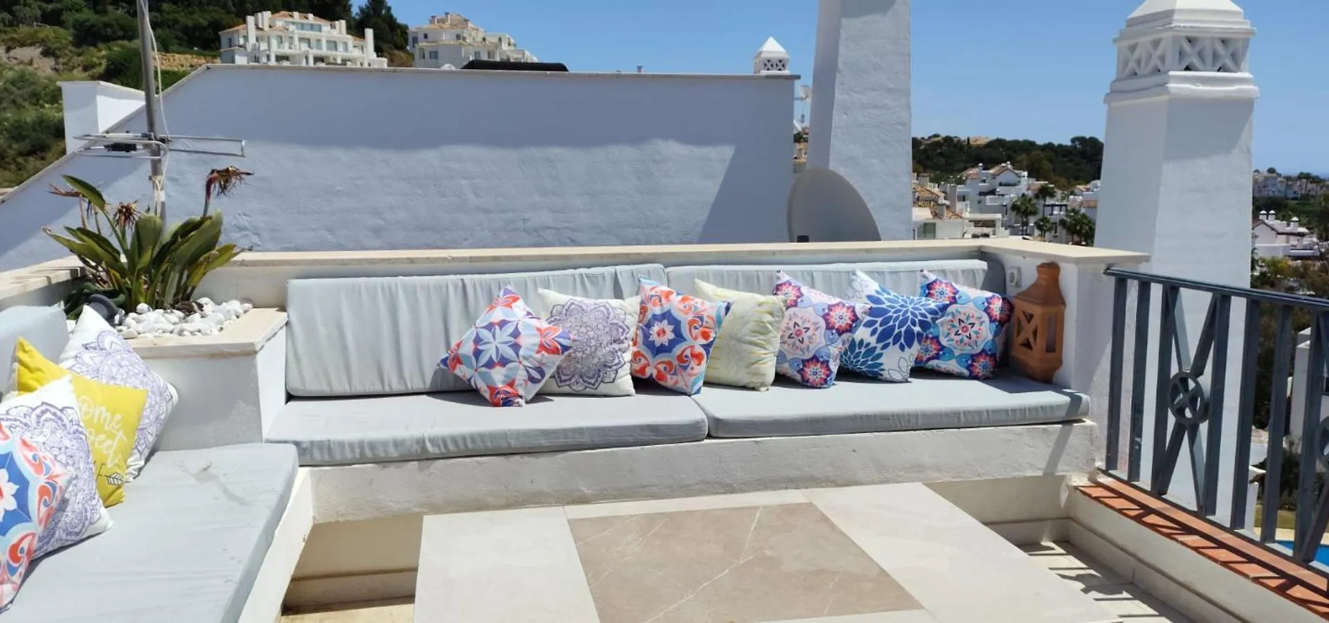 Appartamento 3 Bedroom Duplex Penthouse With Stunning Rooftop Solarium And See Views Marbella Spagna